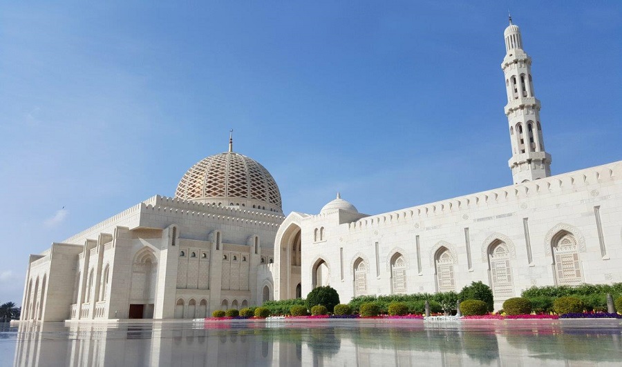 Sultan Qaboos Grand Mosque in Muscat, Oman Sultan Qaboos Grand Mosque in Muscat, Oman